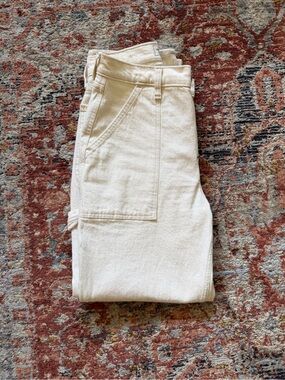 A&F 90s Straight Ultra Highrise Cream Pants 28 Short